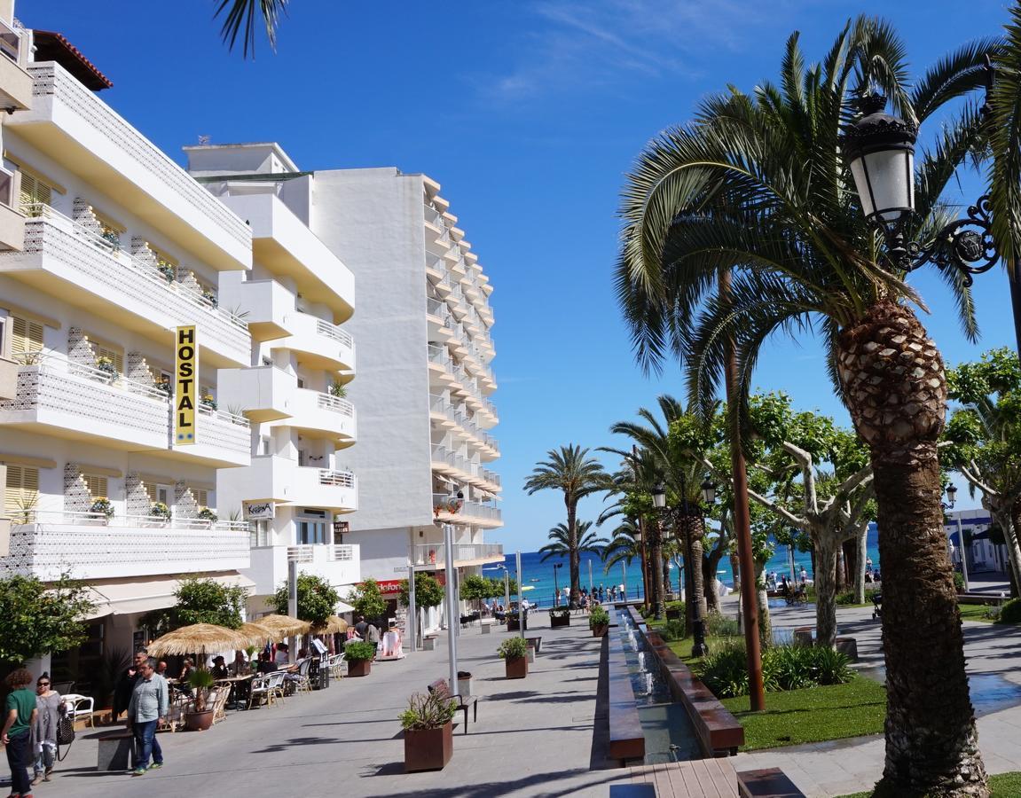 Hostal Yebisah Santa Eularia des Riu Exteriér fotografie